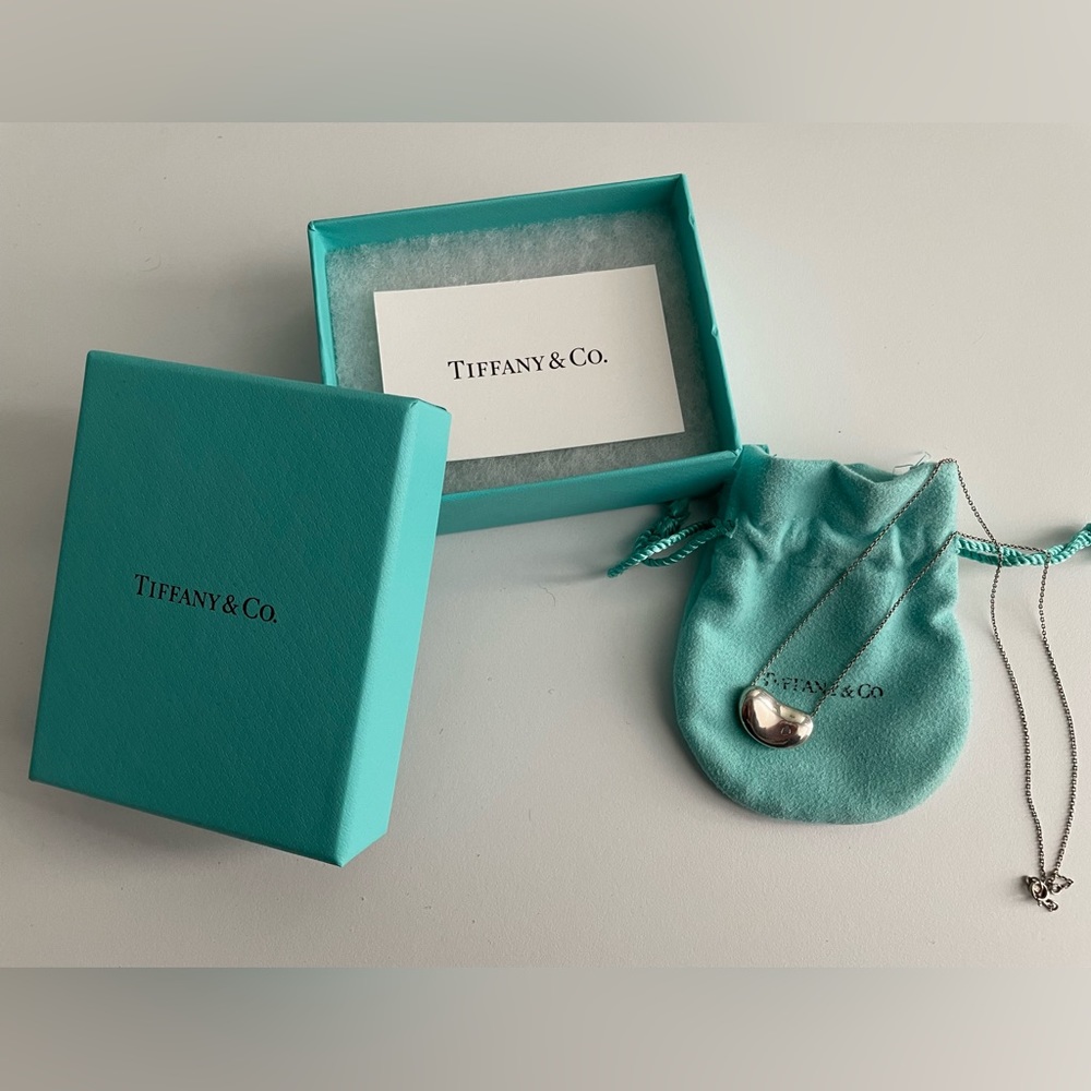 Tiffany & Co. Elsa Peretti Sterling Silver Bean Necklace